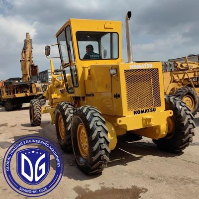 Ucuz Komatsu GD511A Motorlu Model S6D96L ve 10800kg Makine Ağırlığı