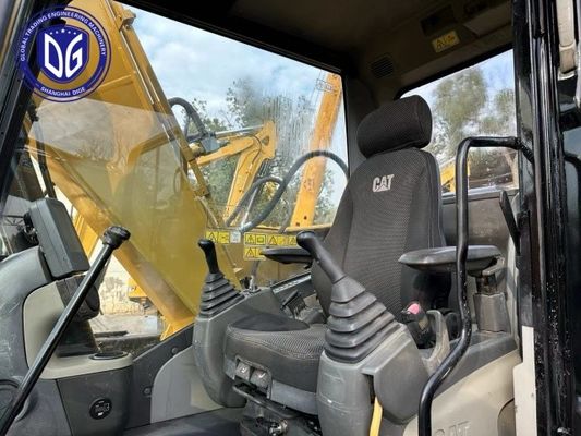 313D2GC Sıkı alanlar için kompakt tasarımı olan 13 tonluk kullanılmış tırtıl kazık makinesi