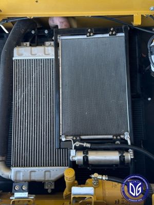 Kaynak Japonya CAT320D Kullanılmış Kelebek Kazı makinesi CAT320D Sürünen Kazı makinesi İkinci El Kelebek Hidrolik Kazı makinesi