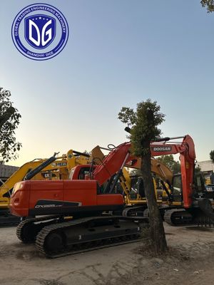 Kullanılmış Doosan DX225 22.5 tonluk sürünen kazık makinesi