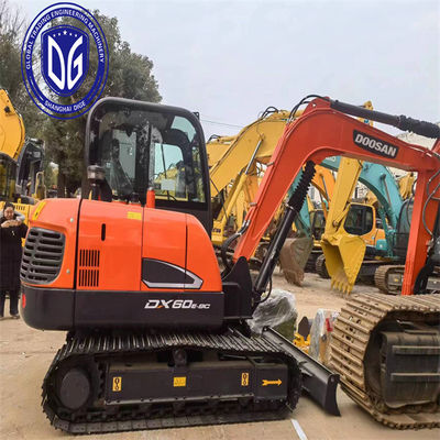Güvenli ve istikrarlı DX60 Kullanılmış Doosan 6 Tonluk Kazı makinesi Kullanılmış Mini Tamamen yükseltilmiş