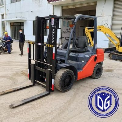 3t 8FDA30 Kullanılmış Toyota Forklift Güçlü Kullanılmış Forklift Hidrolik Makinesi