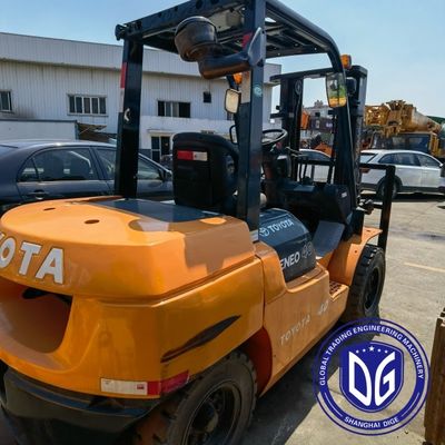 4 Ton Kullanılmış Forklift Toyota Japonya Orijinal Kullanılmış Toyota Fork Lifts