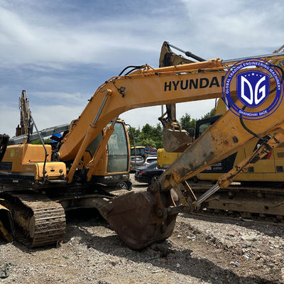 Orijinal Hyundai 225 22.5 tonluk hidrolik kazıcı, iyi durumda, satılık.