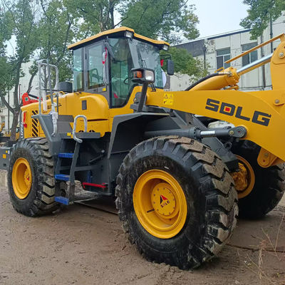 2.7m3 Standart kova kapasitesi Kullanılan SDLG Tekerlekli Yükleyici Gelişmiş EFI Motor Stili ile