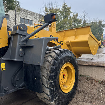 2.7m3 Standart kova kapasitesi Kullanılan SDLG Tekerlekli Yükleyici Gelişmiş EFI Motor Stili ile