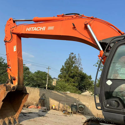 Maksimum kazma yarıçapı 570mm 2017 yılında üretilen kullanılmış Hitachi kazıcı