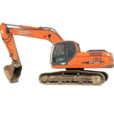 1.2 m3 kova kapasitesi Doosan DX225 kazıcı inşaat projeleriniz için mükemmel