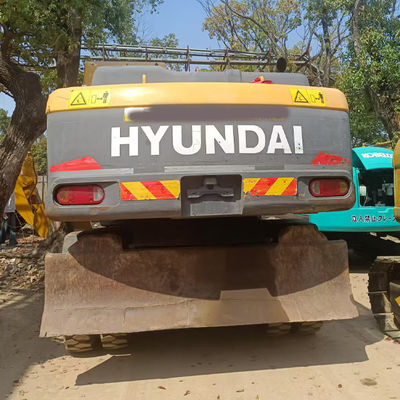 1.34m3 kapasiteli tekerlekli kazıcı Hyundai projeleriniz için en iyi seçim