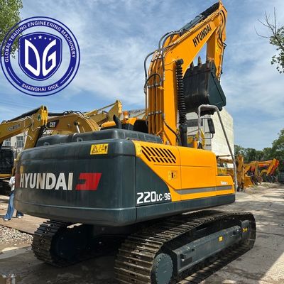 Kullanılmış Hyundai 220LC-9S Ekskavatör, Cummins Motorlu, Umman'a Gönderilmeye Hazır