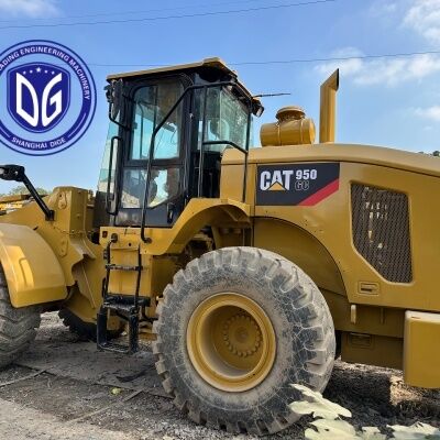 Japon 5 Tonluk Kullanılmış Caterpillar Tekerlekli Yükleyici CAT950GC Tekerlekli Yükleyici Yüksek Kalite Stokta