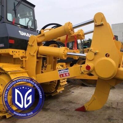 Çin Sıcak Satış Kullanılmış Shantui SD32 Bulldozer Yüksek Güçlü Shantui 320HP Ağır Güçlü İnşaat Makinesi stokta