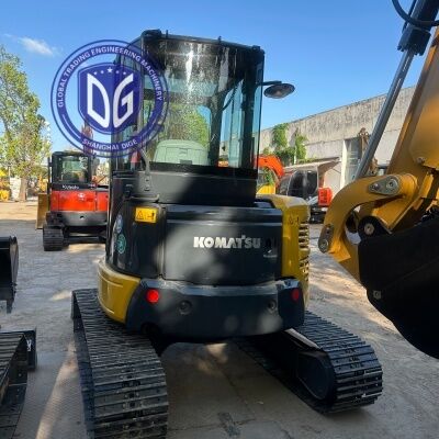 İkinci El Japonya Komatsu PC40 Mini Ekskavatör 4 Tonluk Küçük Hidrolik Kazıcı Düşük Çalışma Saatleri